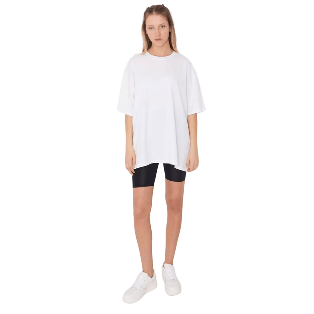 Kadın desensiz oversize beyaz t-shirt %100 pamuk